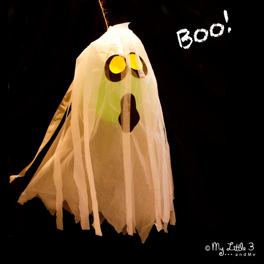 BOO!  Fácil Spooky Ghost decorações flutuantes para o Dia das Bruxas.  Divertidos de fazer e brincar.  Idéias do partido de Halloween do My Little 3 e Me